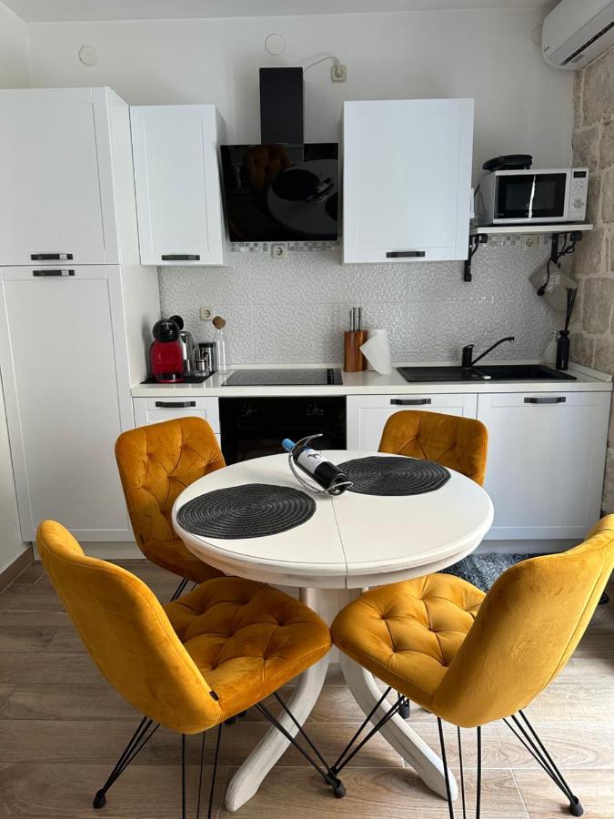 Cherry Luxury Apartment Korcula Town Bagian luar foto