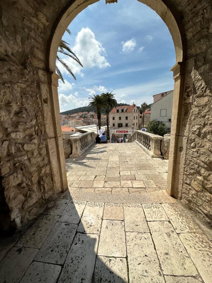 Cherry Luxury Apartment Korcula Town Bagian luar foto