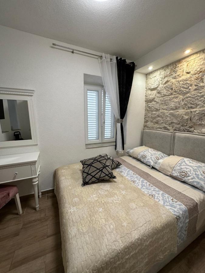 Cherry Luxury Apartment Korcula Town Bagian luar foto